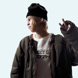 Artist cover madk1d