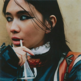 Artist cover NIKI