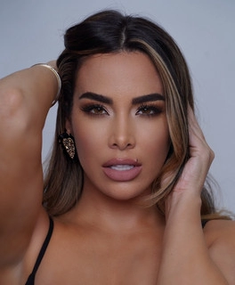 Artist cover Nayer