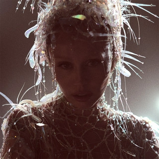 Artist cover Miley Cyrus