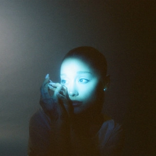 Обложка Ariana Grande