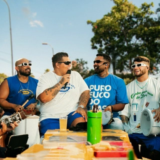 Artist cover Grupo Menos É Mais