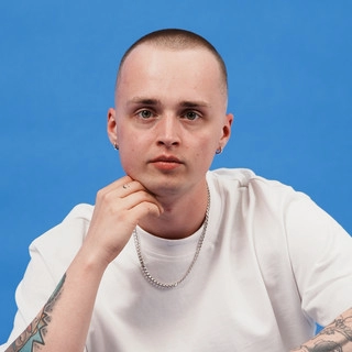Artist cover Qry
