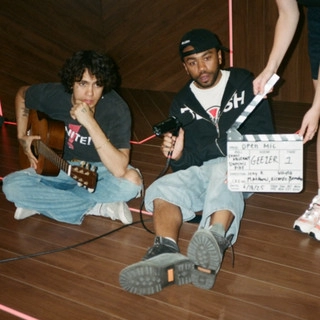 Artist cover Geezer