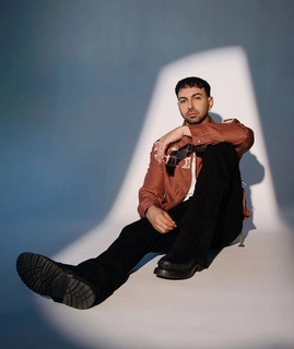 Artist cover Justin Quiles