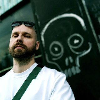 Artist cover Ńemy