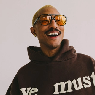 Artist cover Pharrell Williams