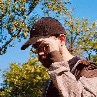 Artist cover Kelbin