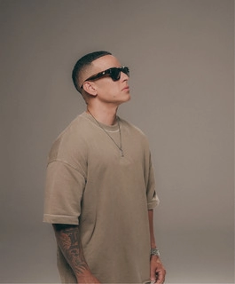 Artist cover Daddy Yankee