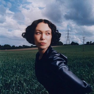 Artist cover Kelly Lee Owens