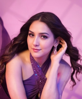 Artist cover Neeti Mohan