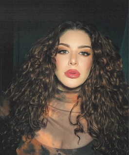 Artist cover Anna Yvette