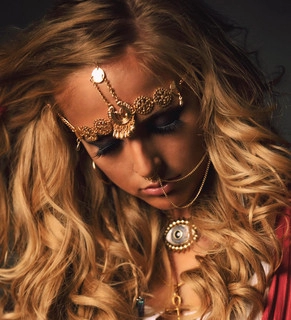 Artist cover Mackenzie Nicole