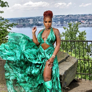 Artist cover Mary J. Blige