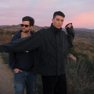 Artist cover LANY