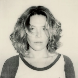 Artist cover Maggie Rogers