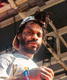 Artist cover Valee