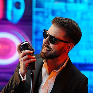 Artist cover Bogdan Ioan