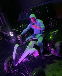 Artist cover Poundz
