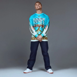 Artist cover Illy