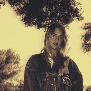 Artist cover Emilee