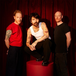 Artist cover Biffy Clyro