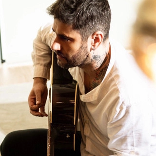 Artist cover Melendi