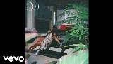 Video cover put it on (eat)...